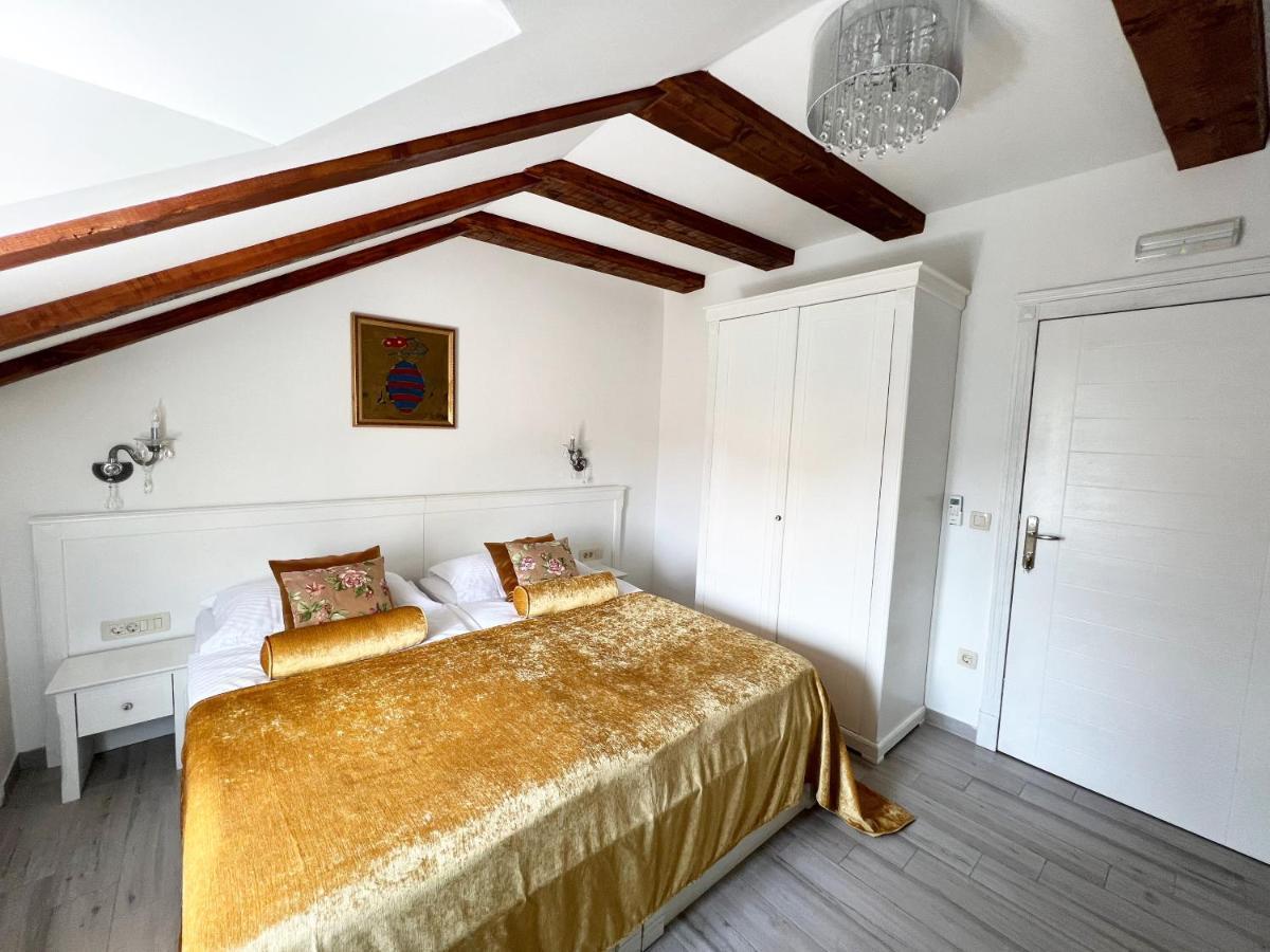 Bed&Breakfast Sorgo Palace Ston Exteriör bild